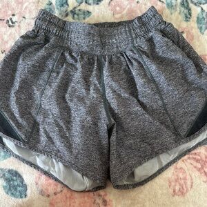 Size 2 heather grey lululemon hotty hots